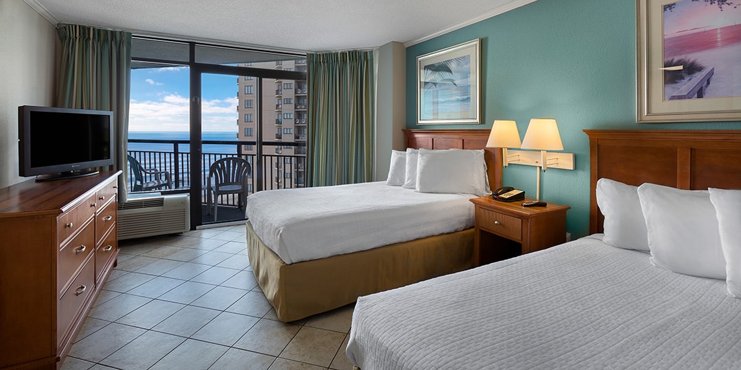 Angle Oceanview Deluxe 1 Bedroom Condo sleeps (6)