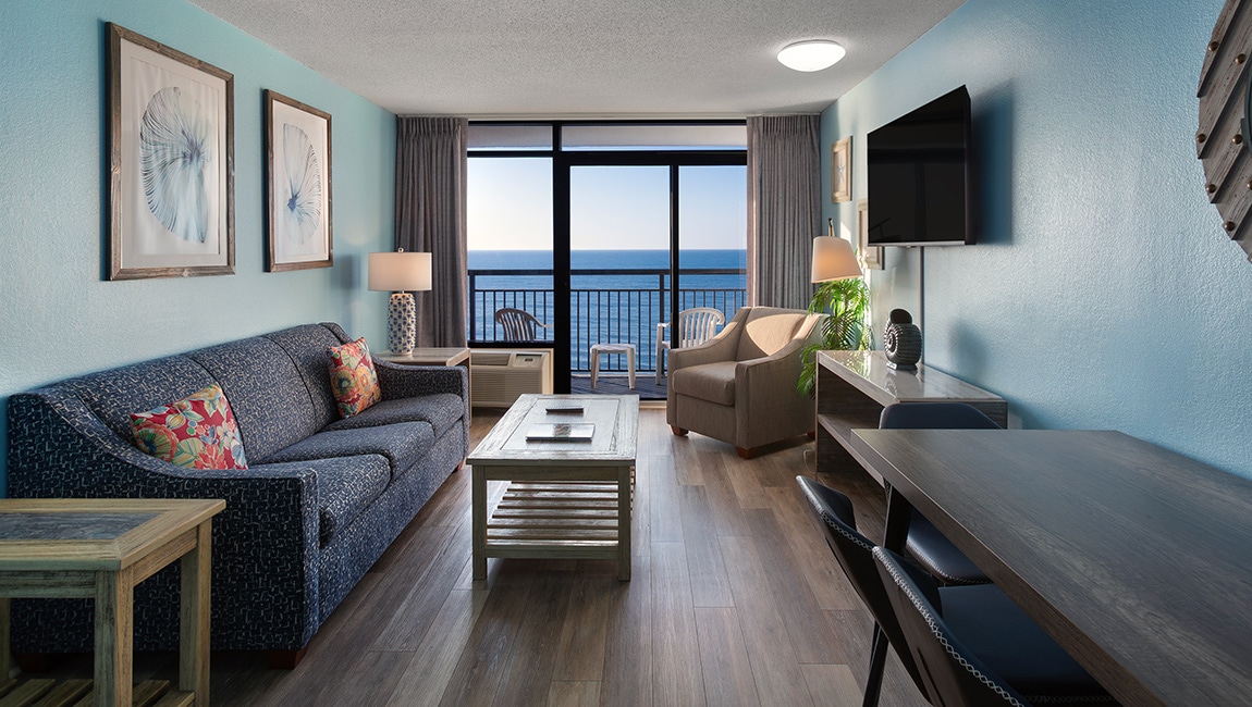 Oceanfront King 1 Bedroom Condo sleeps (4)