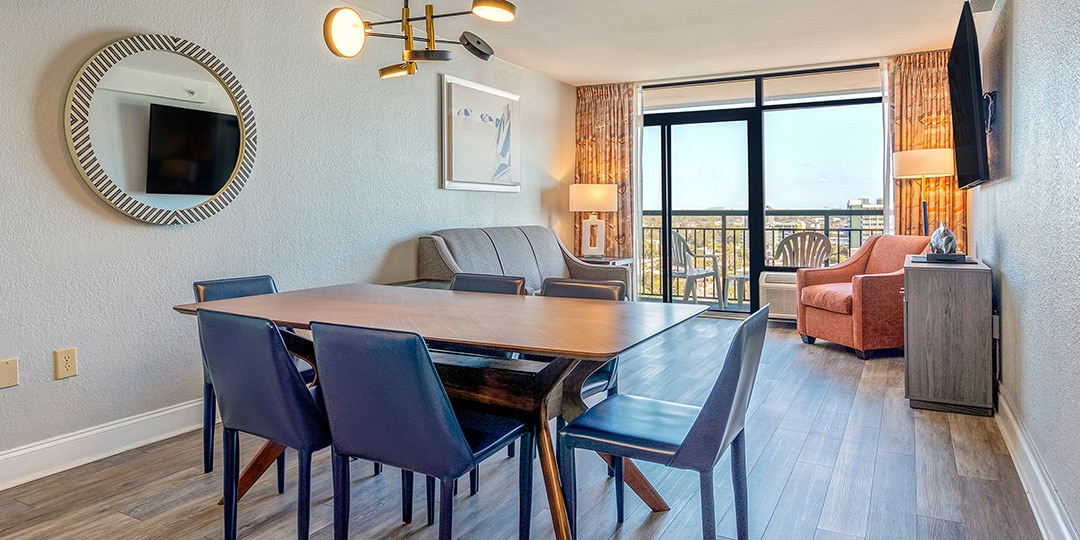 Oceanview 3 Bedroom Penthouse sleeps (10)