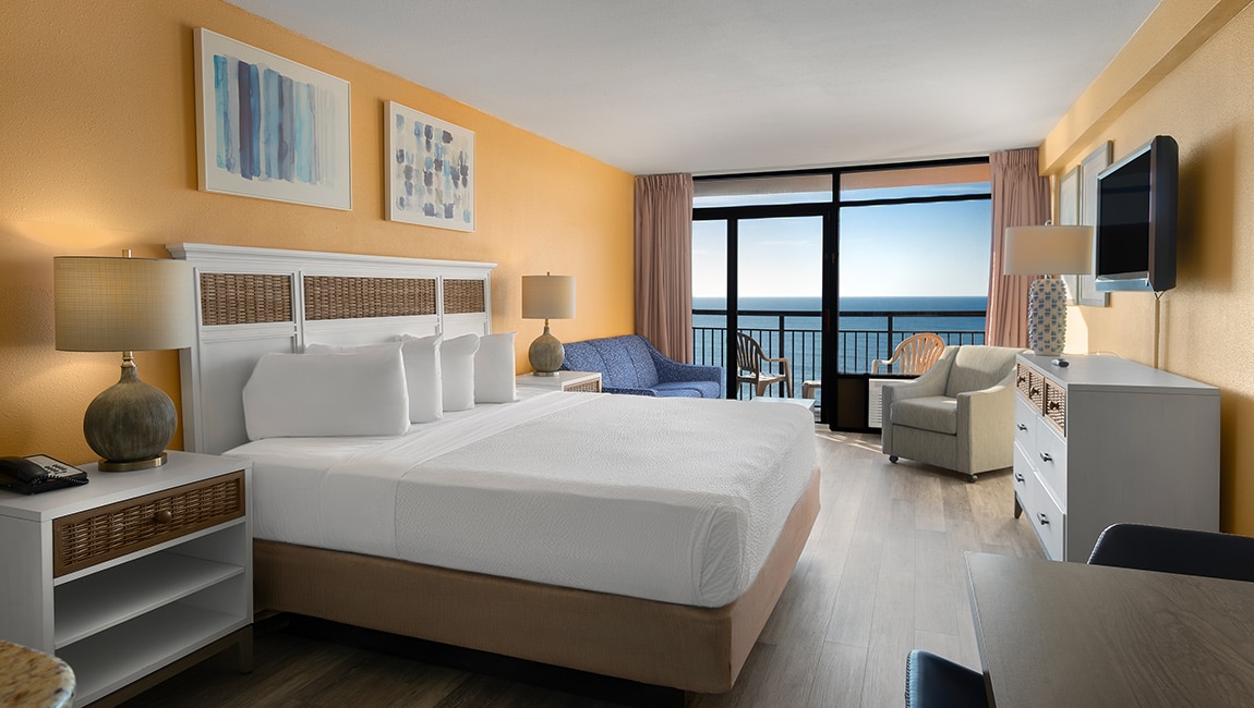 Oceanfront King Efficiency sleeps (4)