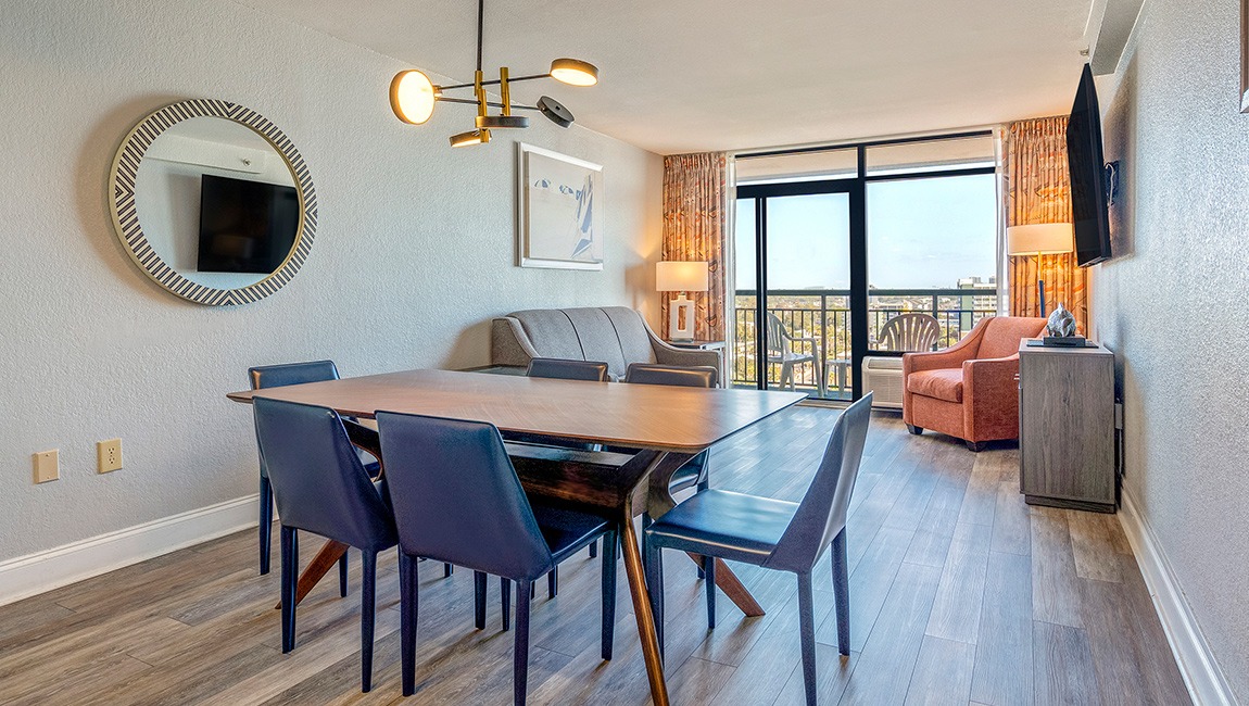 Oceanview 3 Bedroom Penthouse sleeps (10)