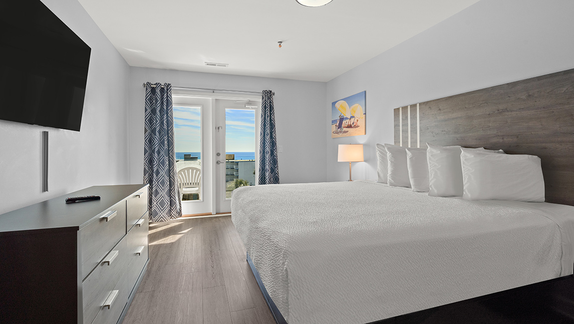 Premier Ocean View King - Bedroom
